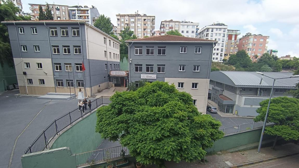 Kağıthane Mesleki ve Teknik Anadolu Lisesi Fotoğrafı